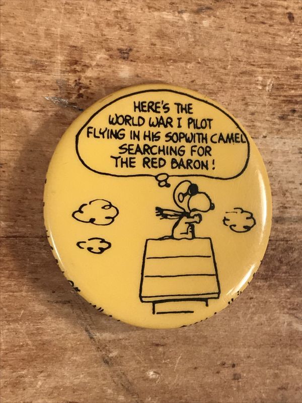 Peanuts Snoopy Red Baron Pinback スヌーピー ビンテージ 缶バッジ フライングエース 70年代 Animation Character アニメーション系キャラクター Snoopy Peanuts スヌーピー ピーナッツ 系 Stimpy Vintage Collectible Toys スティンピー ビンテージ コレクタブル
