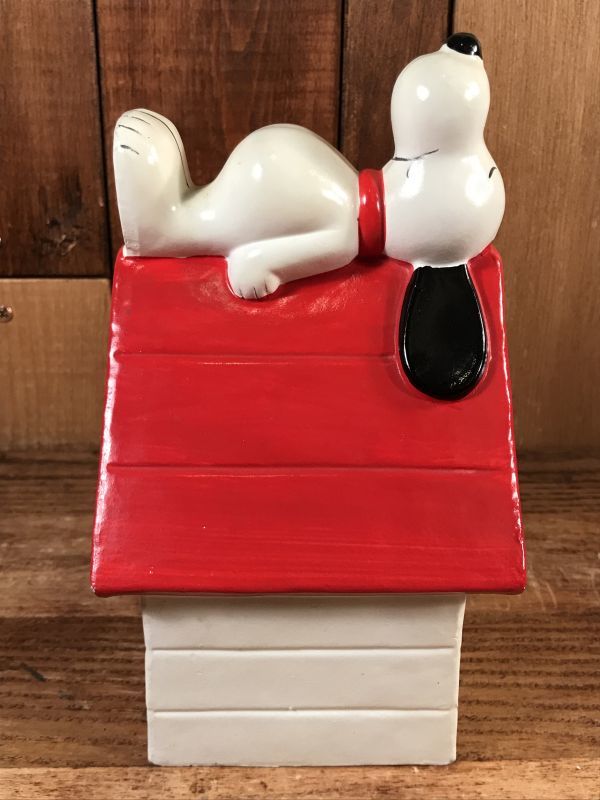 Peanuts Snoopy Sleep On The Kennel Coin Bank スヌーピー ビンテージ コインバンク 貯金箱 70年代 Animation Character アニメーション系キャラクター Snoopy Peanuts スヌーピー ピーナッツ 系 Stimpy Vintage Collectible Toys スティンピー ビンテージ