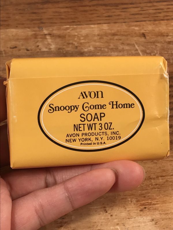 Avon Peanuts “Snoopy Come Home” Soap Dish And Soap