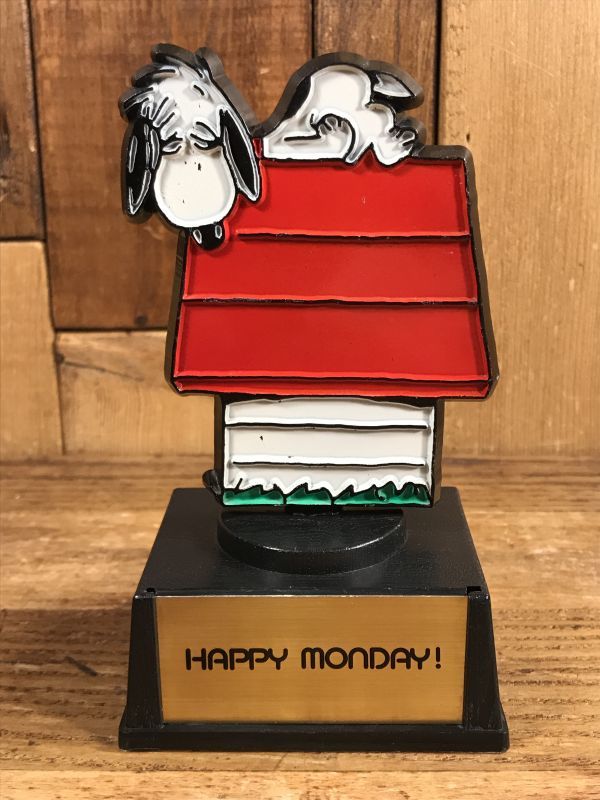 Aviva Peanuts Snoopy “Happy Monday!” Trophy スヌーピー ビンテージ