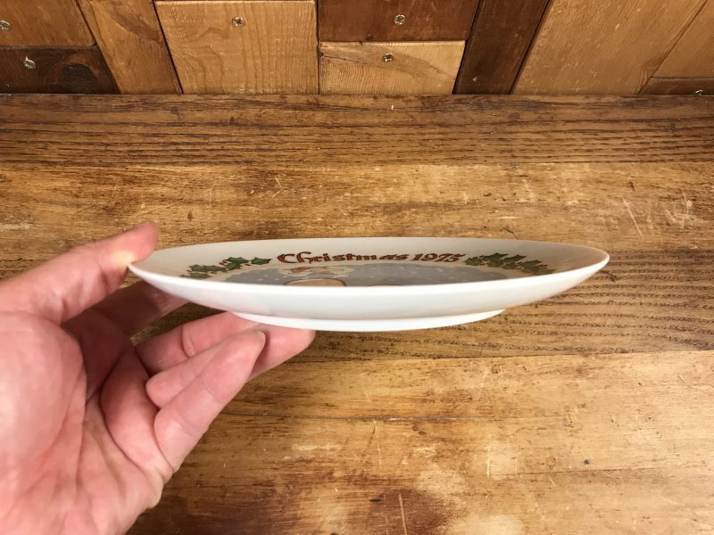 Schmid Peanuts Snoopy 1975 Christmas Plate スヌーピー