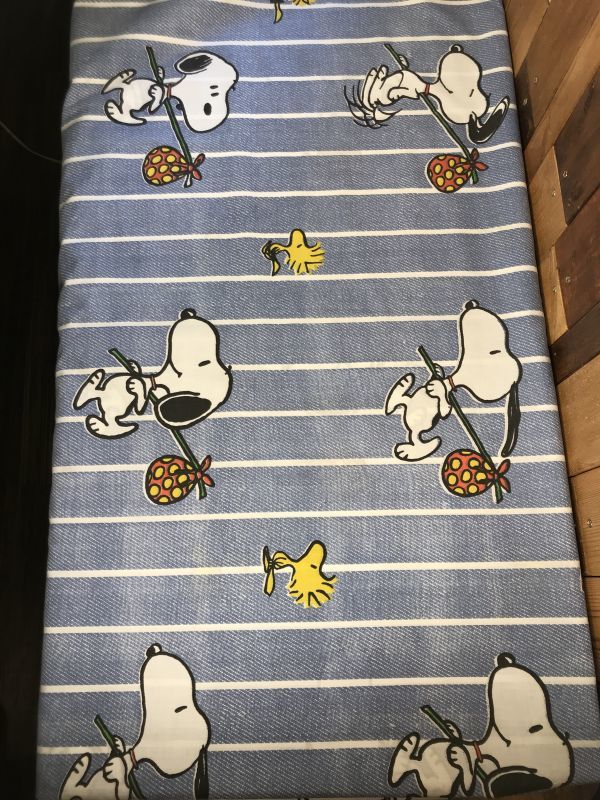 Peanuts Snoopy Stripe Flat Sheet スヌーピー ビンテージ フラットシーツ 生地 70 80年代 Animation Character アニメーション系キャラクター Snoopy Peanuts スヌーピー ピーナッツ 系 Stimpy Vintage Collectible Toys スティンピー ビンテージ コレクタブル トイズ