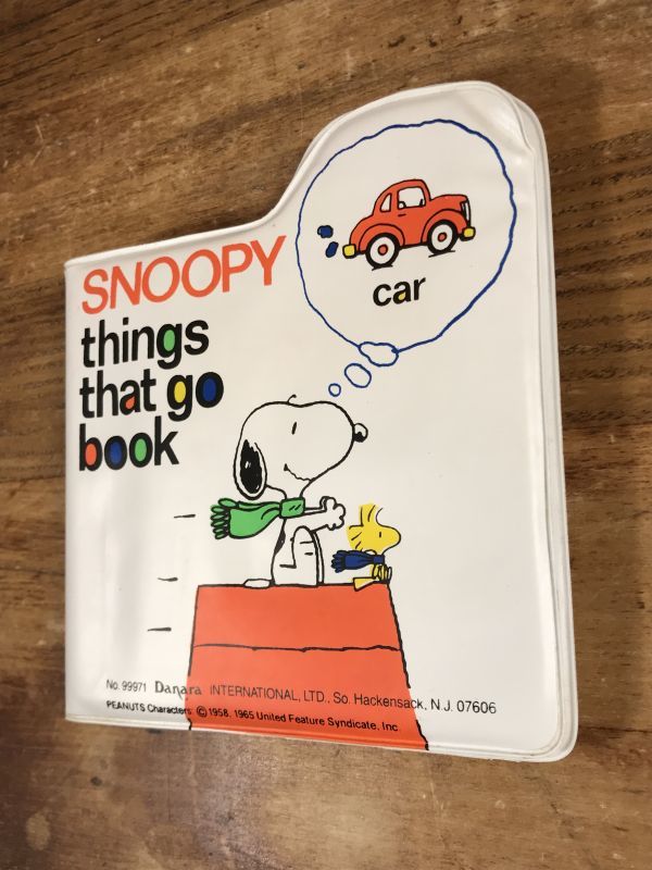 Peanuts Snoopy “It's A Mystery, Charlie Brown” Picture Book